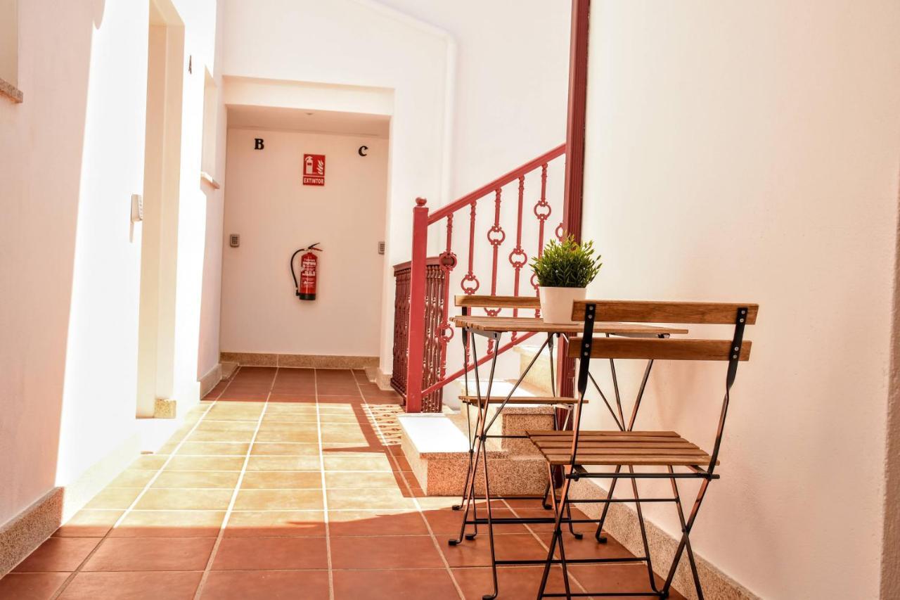 Arco Da Vella Apartamentos Villanueva De Arosa Luaran gambar