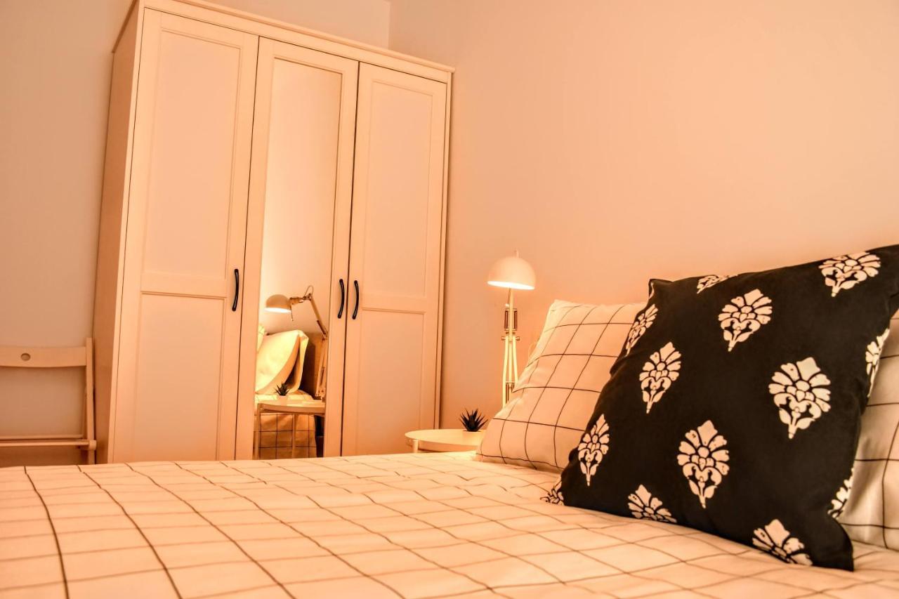 Arco Da Vella Apartamentos Villanueva De Arosa Luaran gambar